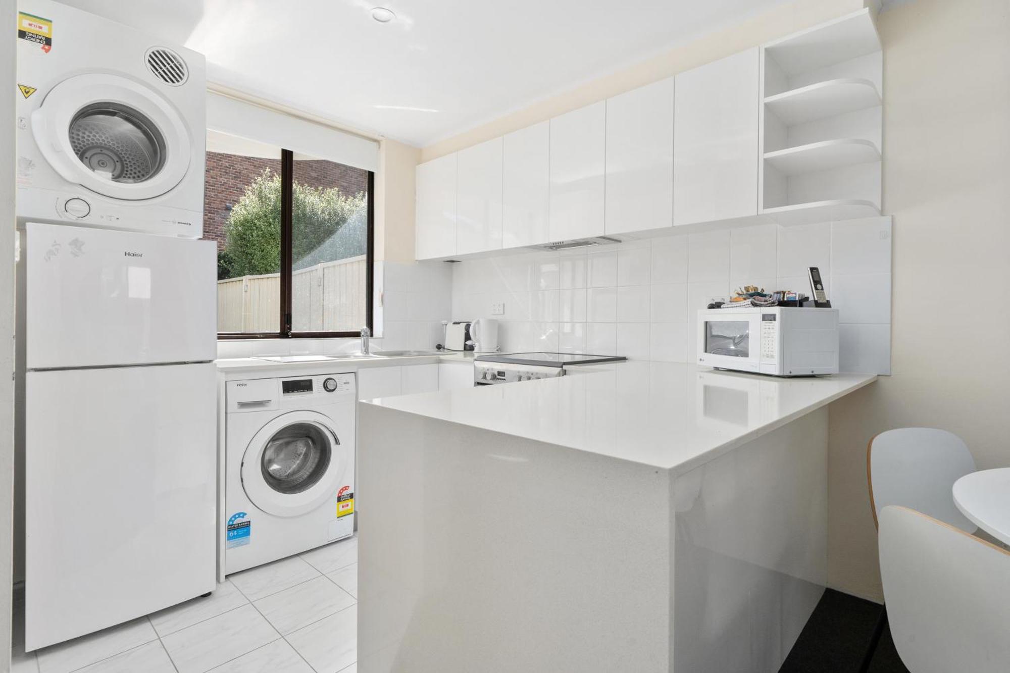 Manuka Park Serviced Apartments Canberra Exterior photo