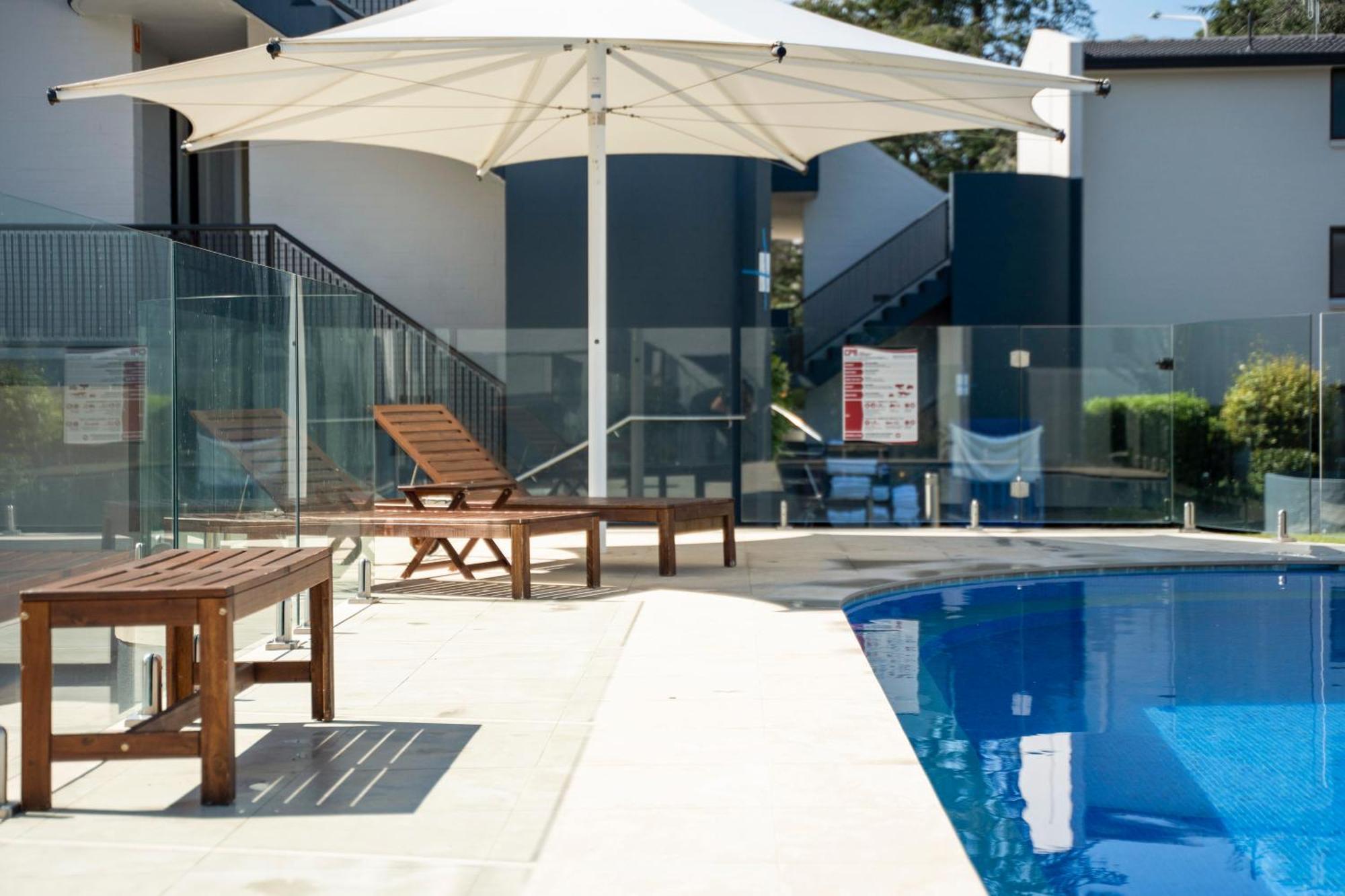 Manuka Park Serviced Apartments Canberra Exterior photo